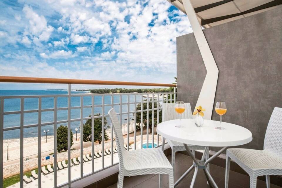 Hotel & Residence & Garden Suites Umag Plava Laguna 1