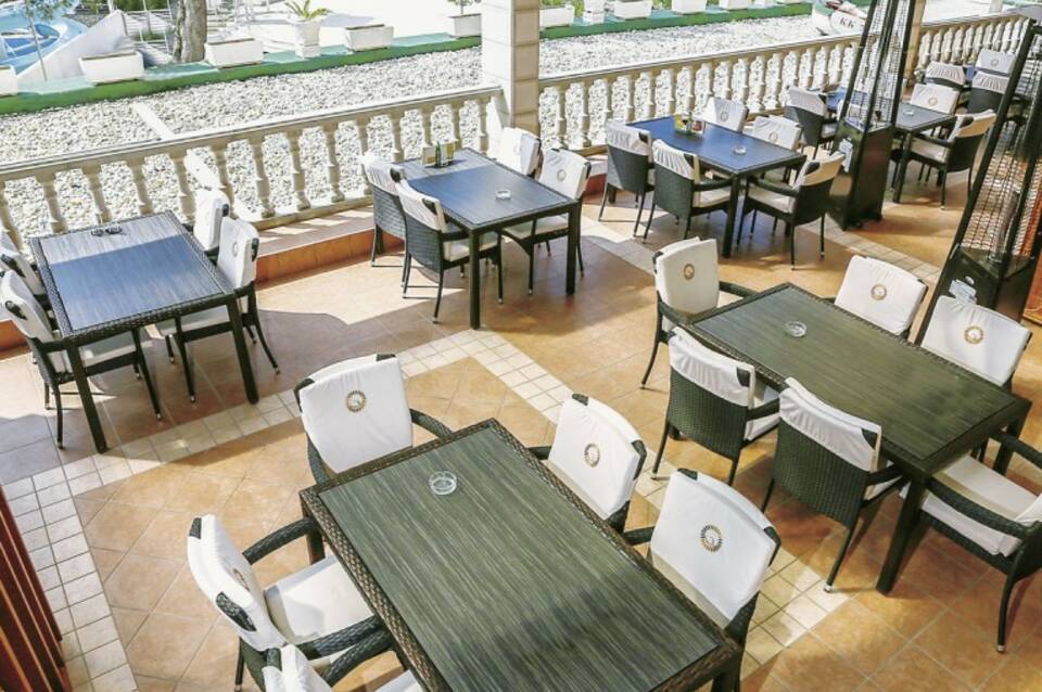 Dražica Hotel Resort 4