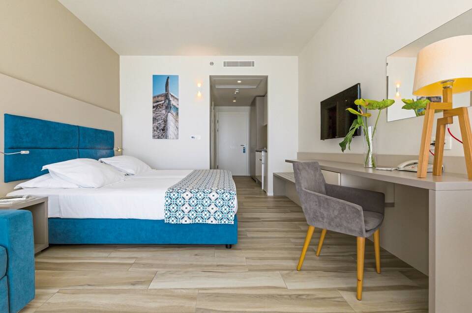 Romana Beach Resort 4