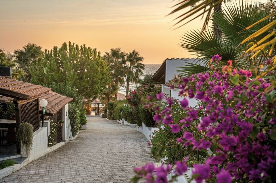 Villaggio Baia d'Ercole 1