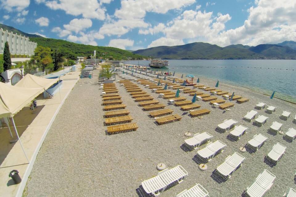 Carine Hotel Delfin 3