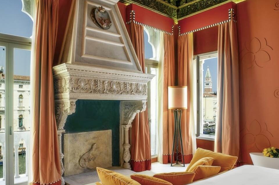 Sina Centurion Palace 1