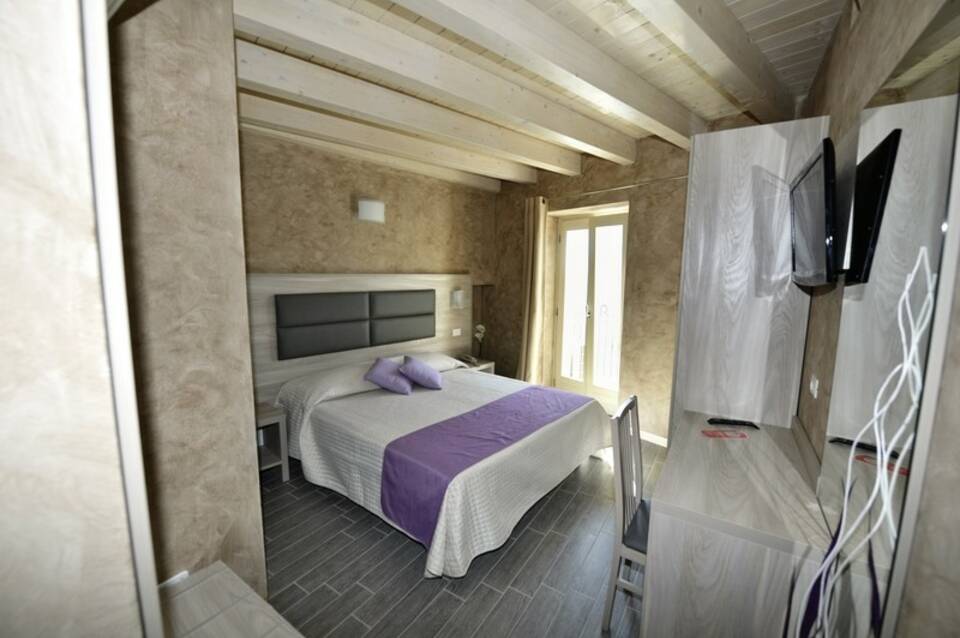 Hotel Miralago 4