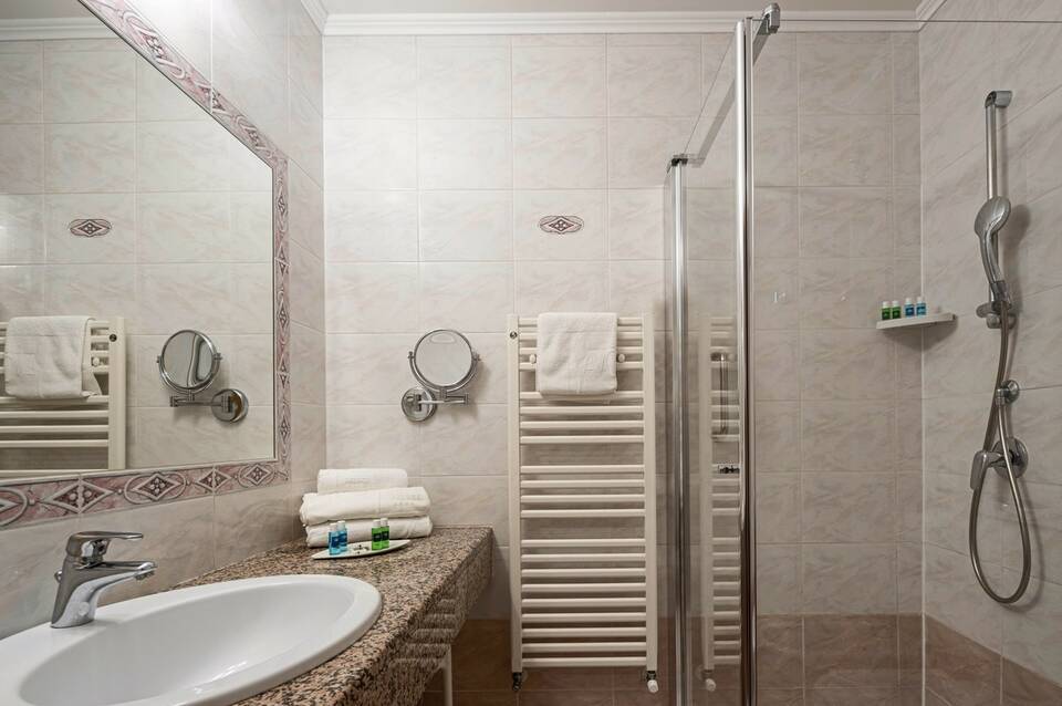 Hotel Savoy Palace 2