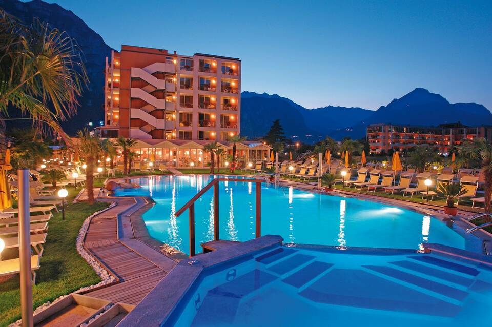 Hotel Savoy Palace 3