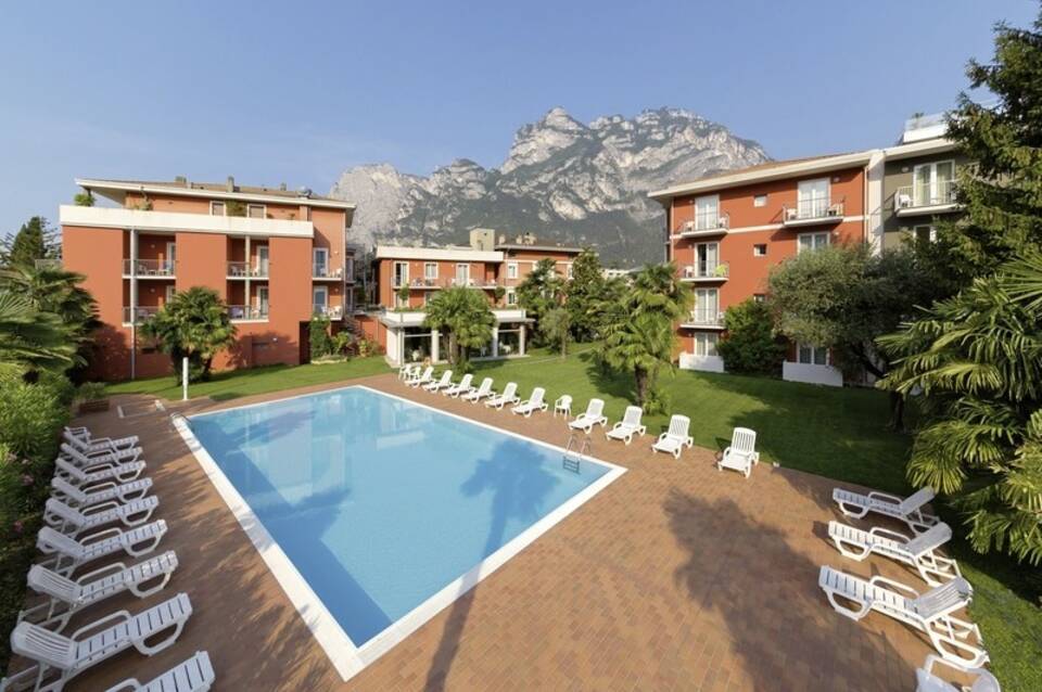 Brione Green Resort 5