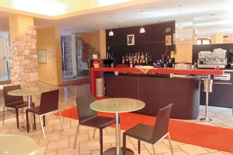 AHG Donna Silvia Wellness Hotel 4