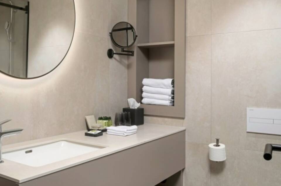 Molum Hotel & Residences 1