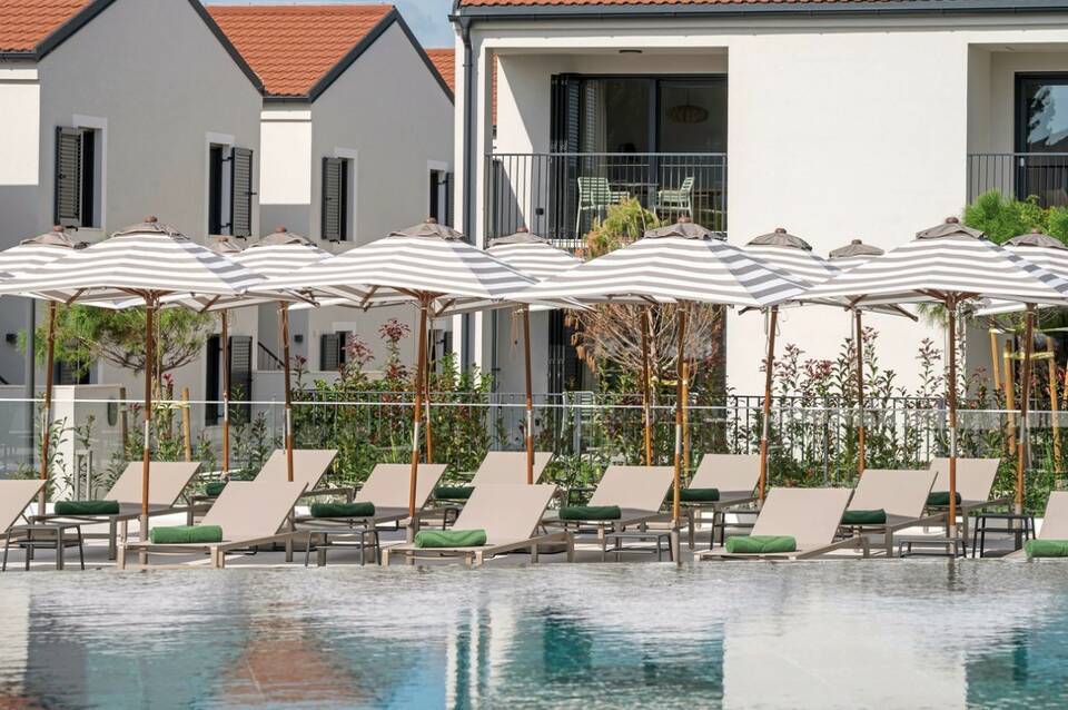 Molum Hotel & Residences 3