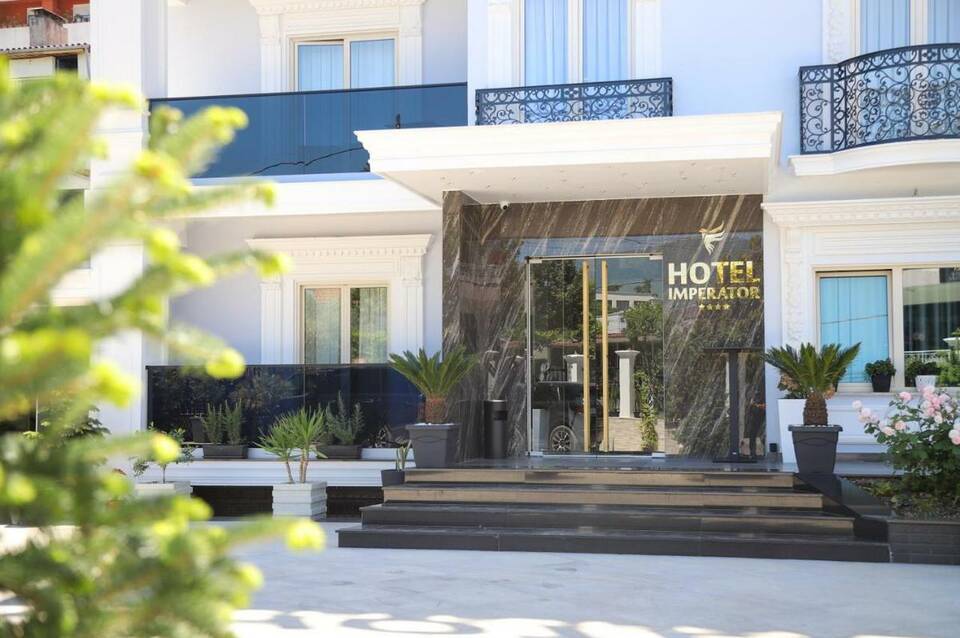 Imperator Hotel 2
