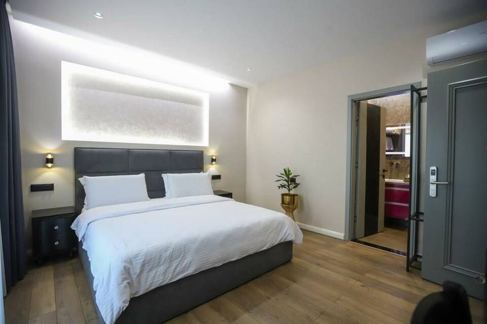 Imperator Hotel 3