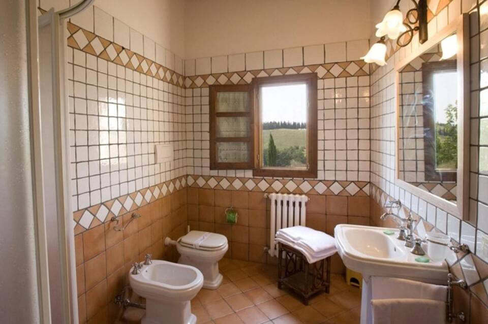 Tenuta Castellare di Tonda 1