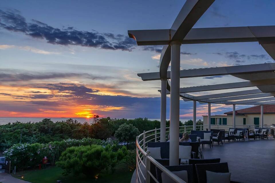 Tombolo Talasso Resort 1