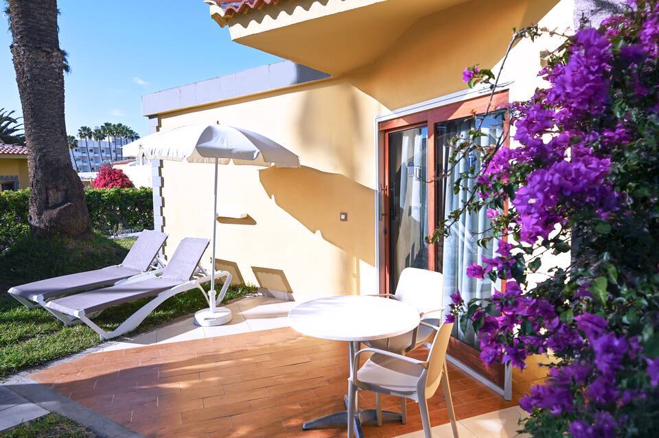 HL Miraflor Suites Hotel 4