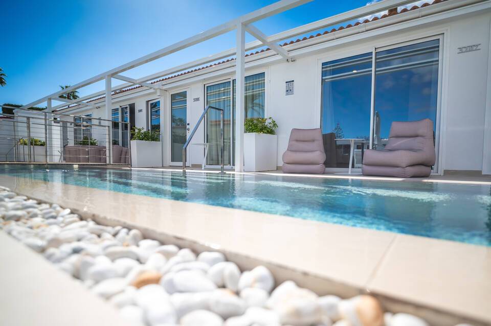 HL Miraflor Suites Hotel 1