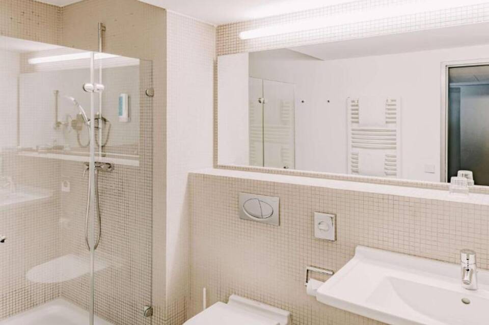 Vienna House Easy by Wyndham Stuttgart 3