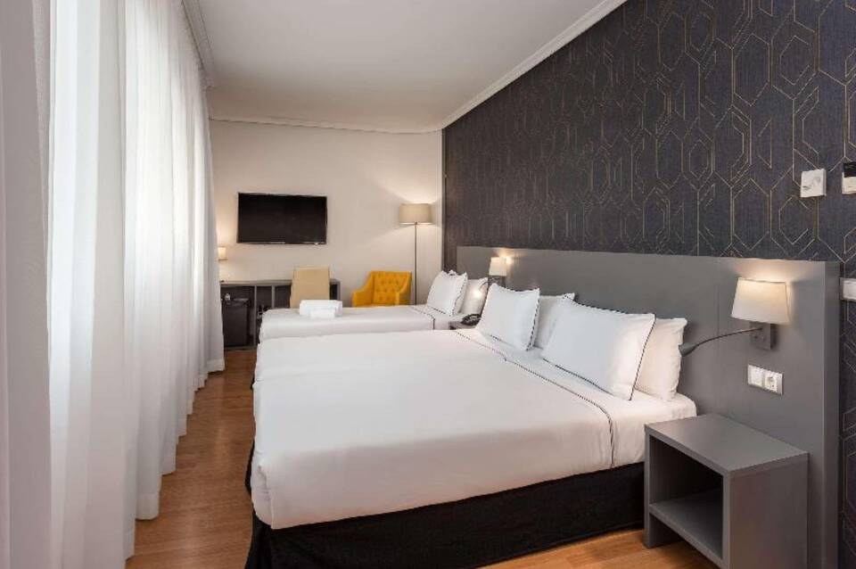 Hotel Madrid Plaza España Affiliated by Meliá 1