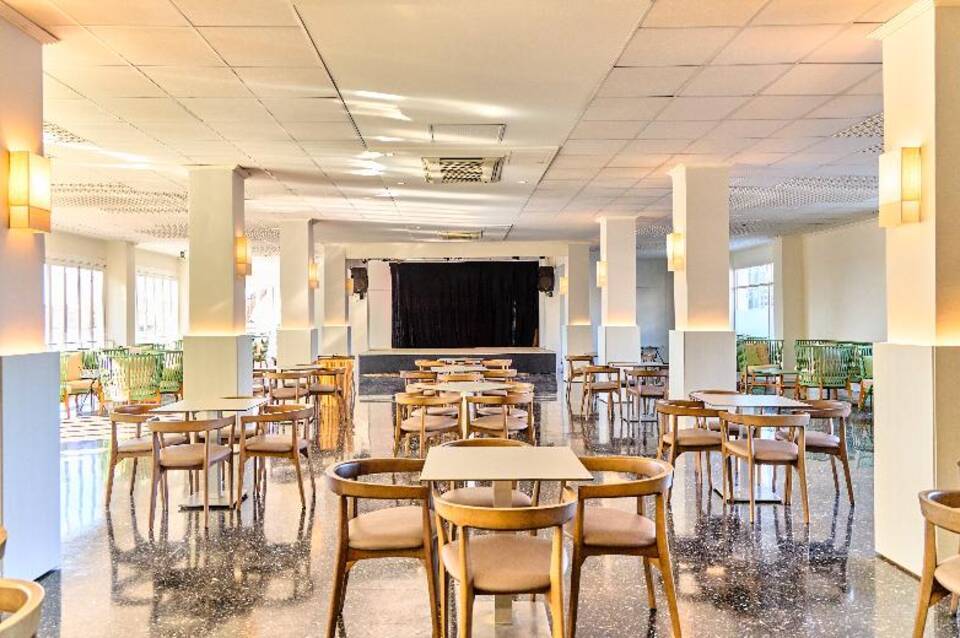 Leonardo Royal & Suites Hotel Ibiza Santa Eulalia 3