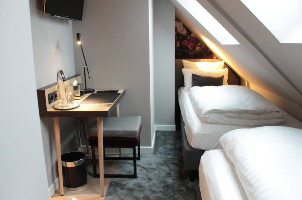 Vienna House Easy by Wyndham Hamburg 5