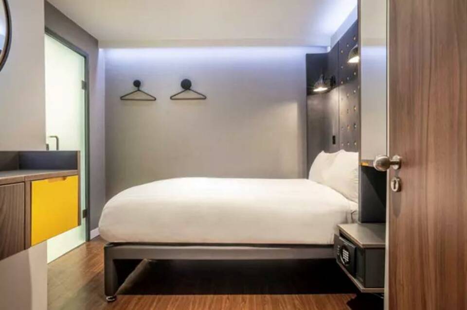 Point A Hotel, London Paddington 1