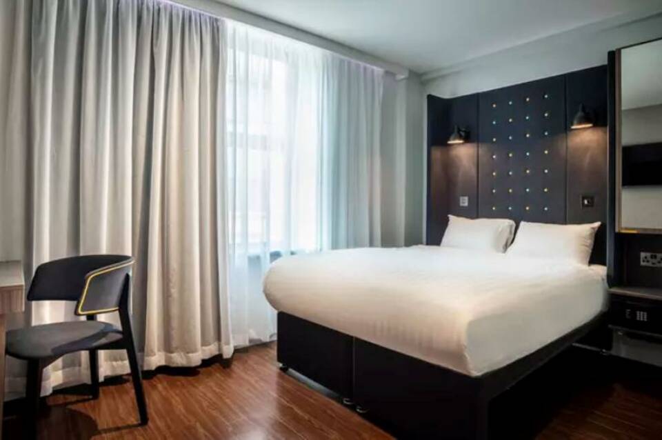 Point A Hotel, London Paddington 2