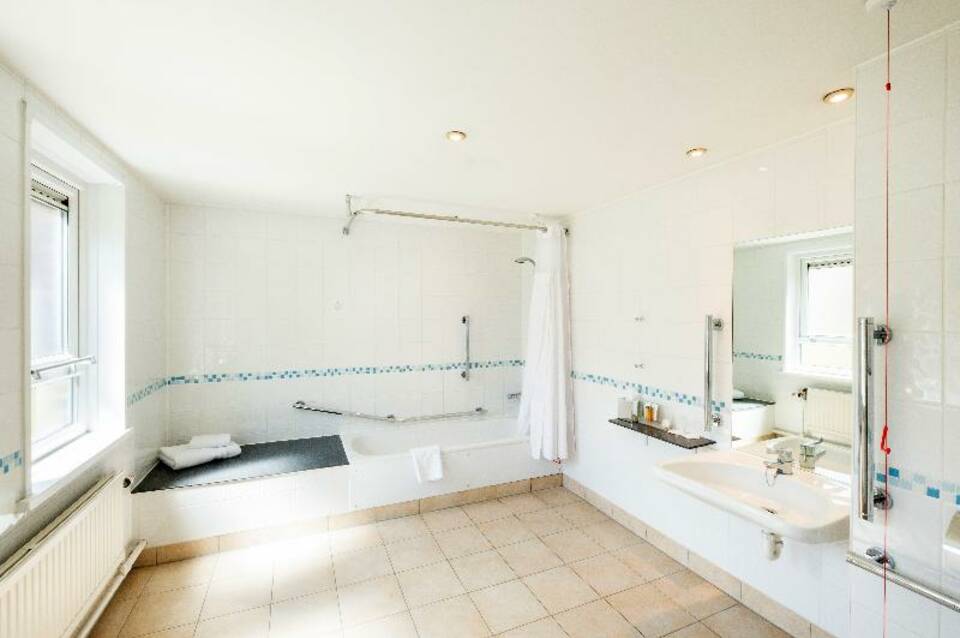Holiday Inn London - Bexley 1