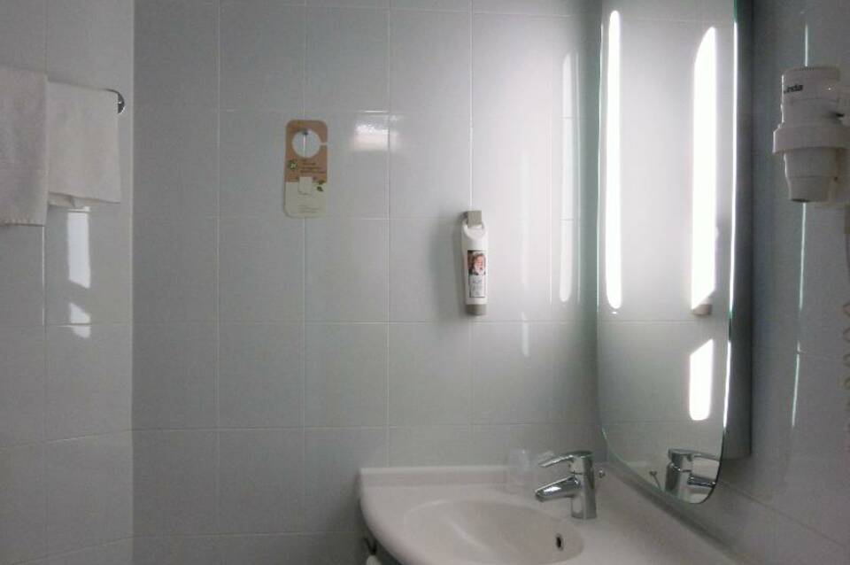 ibis Milano Fiera 4