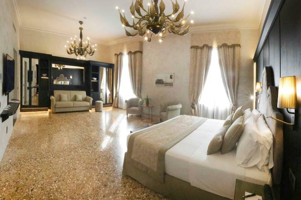 Hotel Aquarius 5