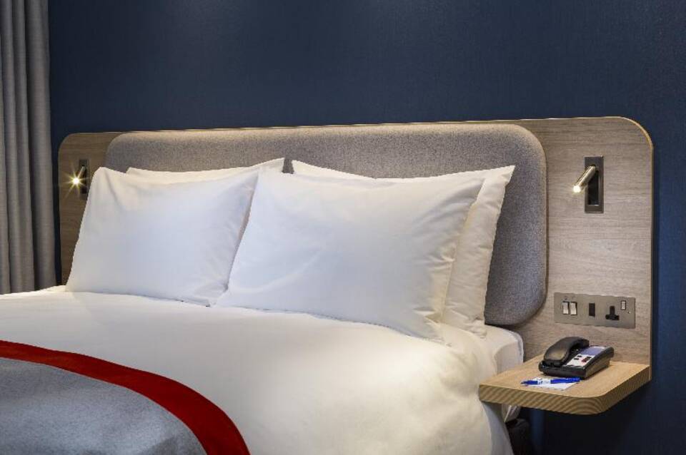 Holiday Inn Express London Heathrow T4 2