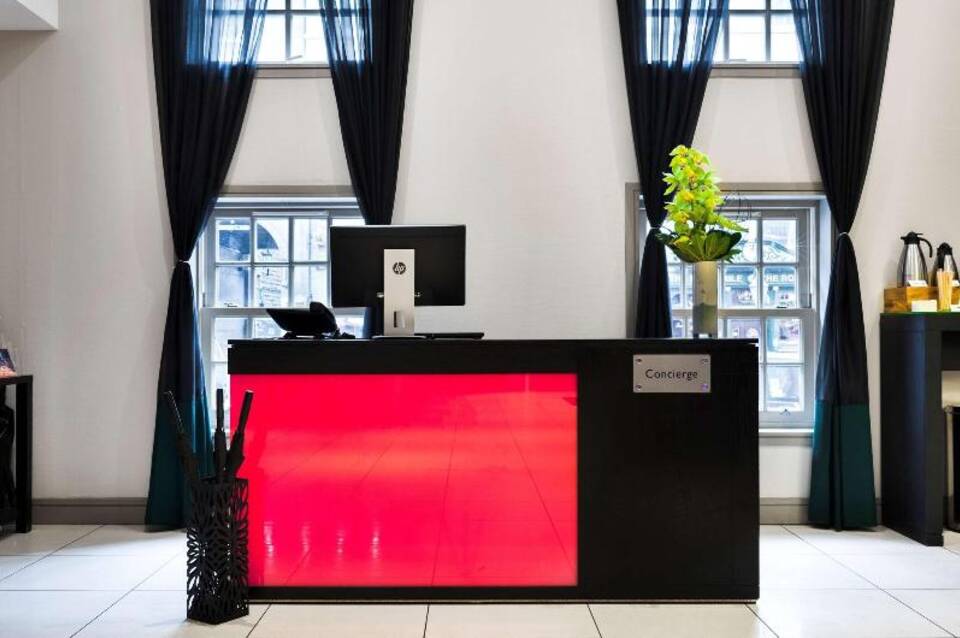 Radisson Blu Edinburgh 5