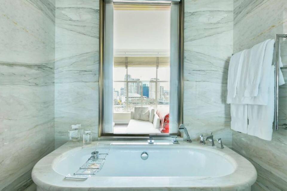 The Savoy 5