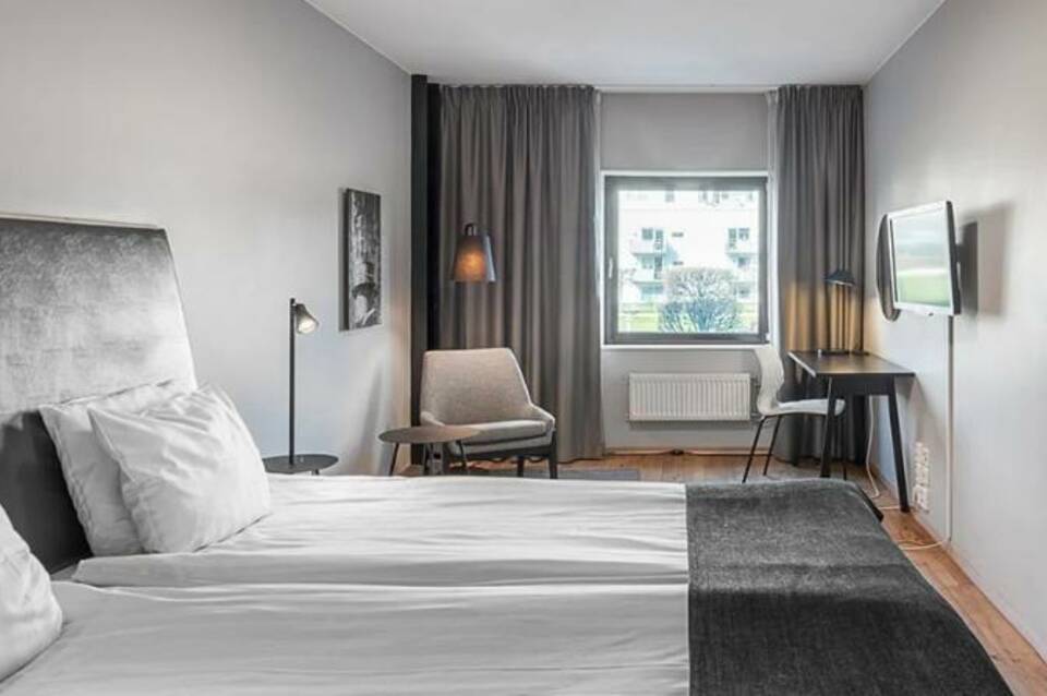 Quality Hotel 11 3
