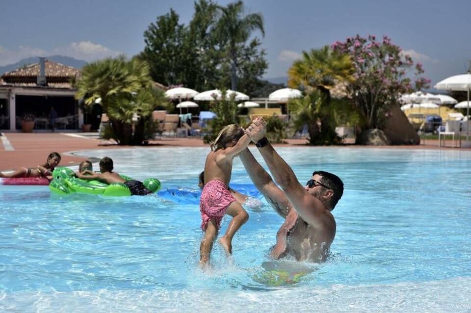 Perdepera Resort Formula 2