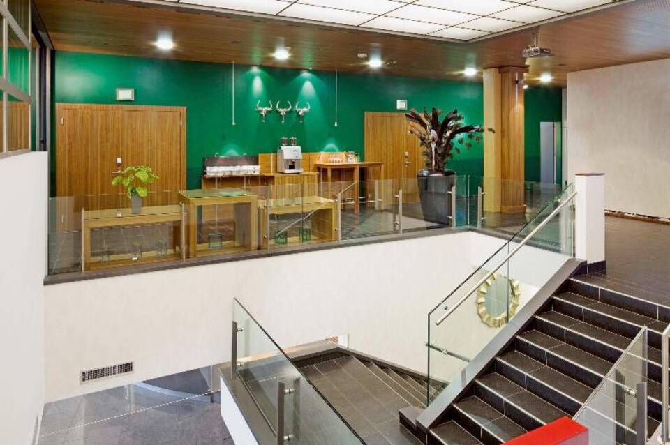Mövenpick Hotel Zürich Airport 2