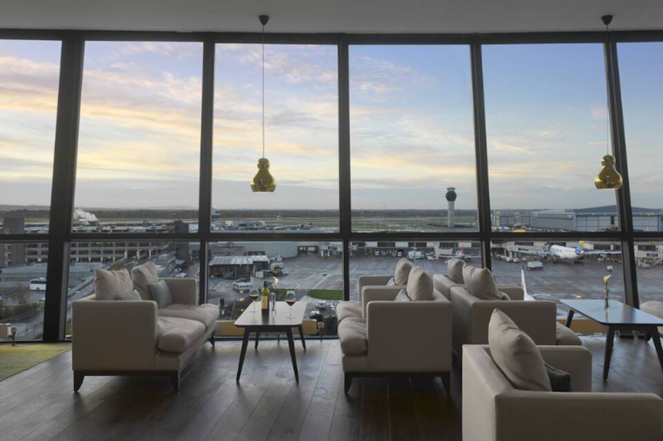 Radisson Blu Manchester Airport 2