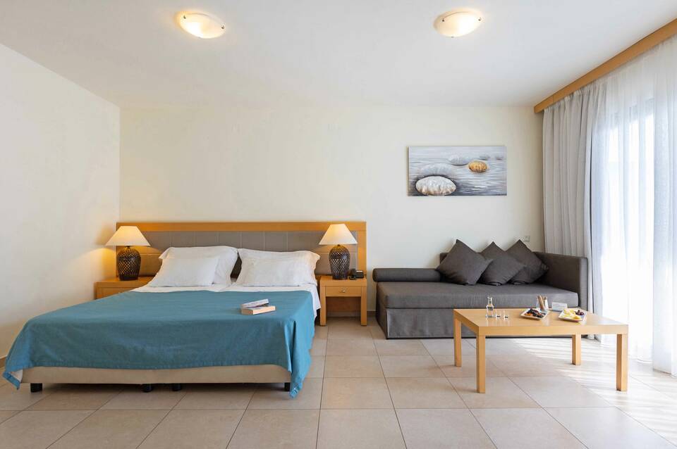 Ariadne Beach 3