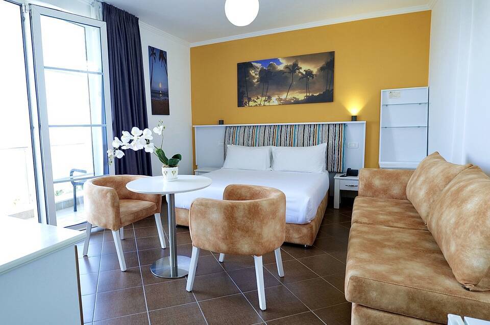Hotel Monaco 5