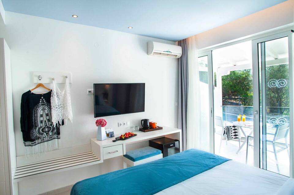 Acrotel Lily Ann Boutique Hotel 3