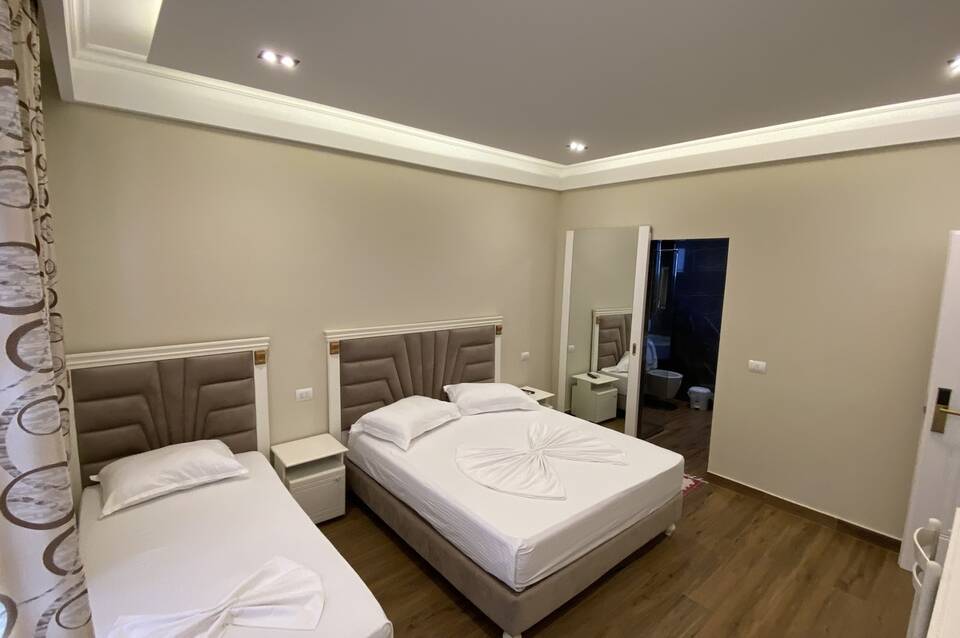 Vila Mare Hotel 5