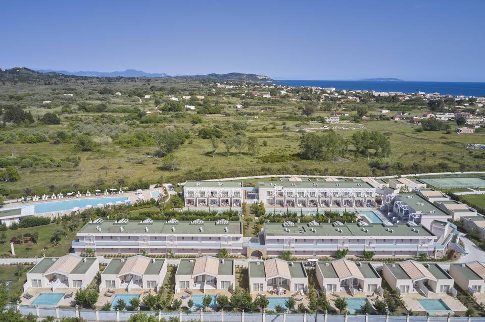 Sandy Villas Resort 3