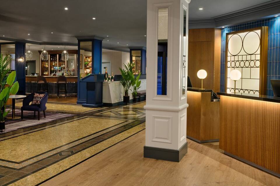 Edinburgh Marriott Hotel Holyrood 2