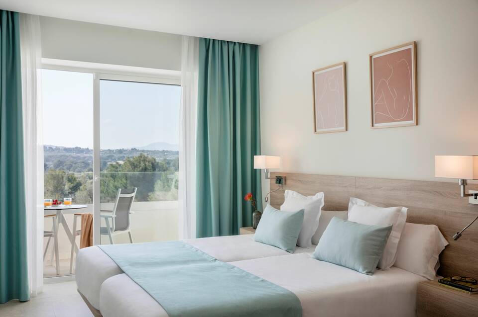 Aparthotel Marina Drach 3