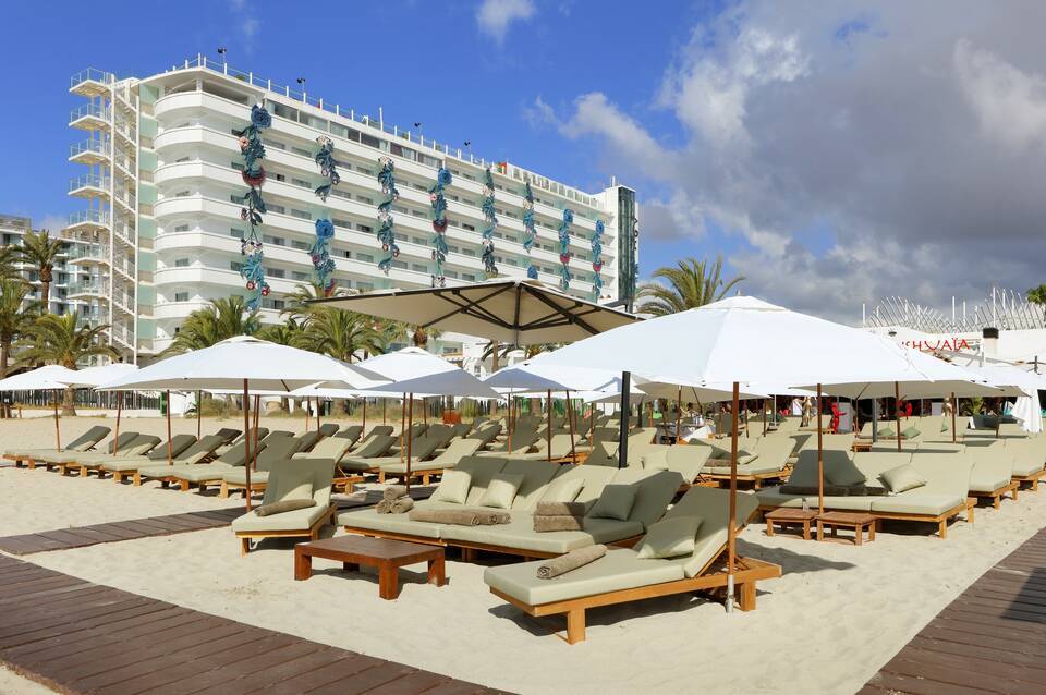 The Unexpected Ibiza Hotel 4