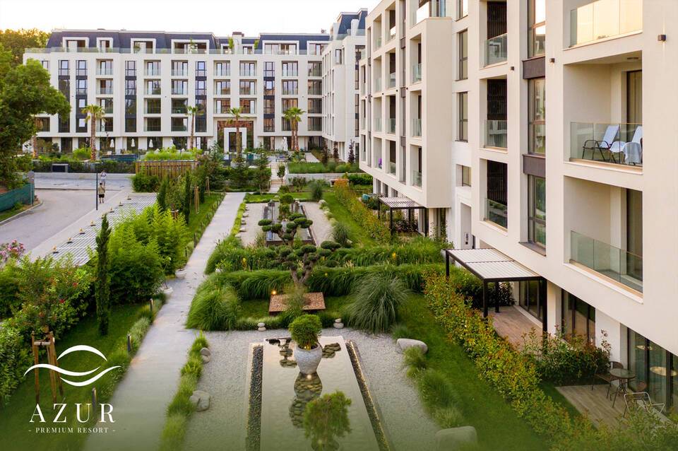 Azur Premium Resort 1