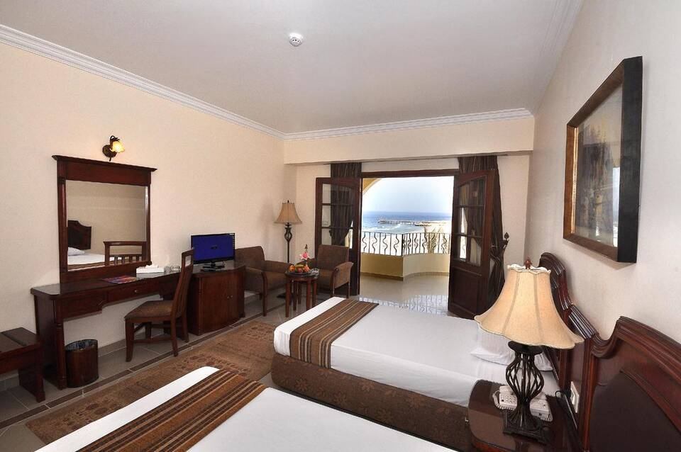Coral Hills Resort & SPA 4