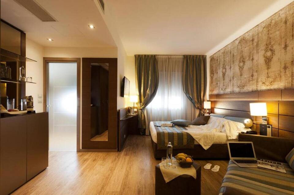 LH Hotel Sirio Venice 4