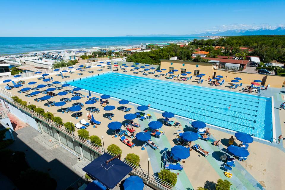 Grand Hotel Continental 1