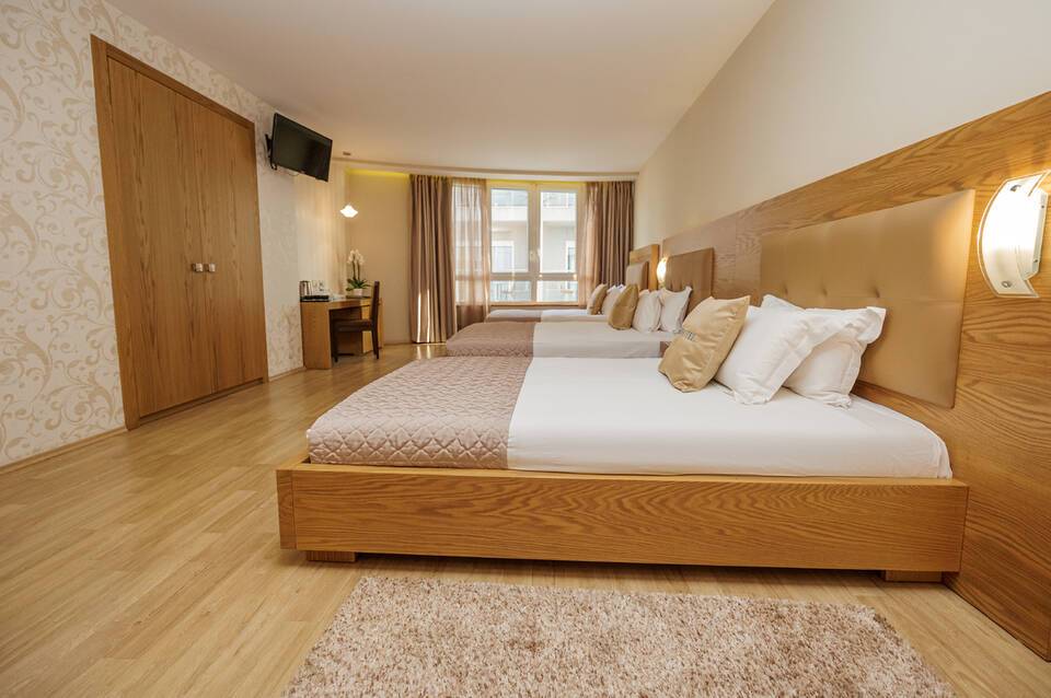 Sky Hotel 3