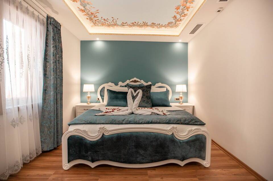 Seven Hills Palace Hotel 4