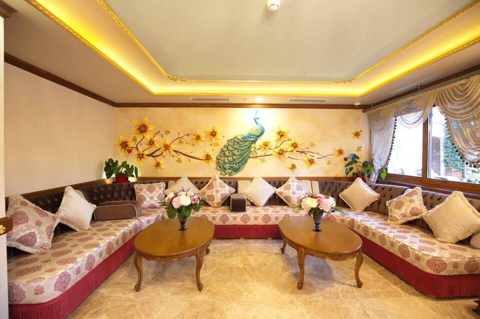 Seven Hills Palace Hotel 5